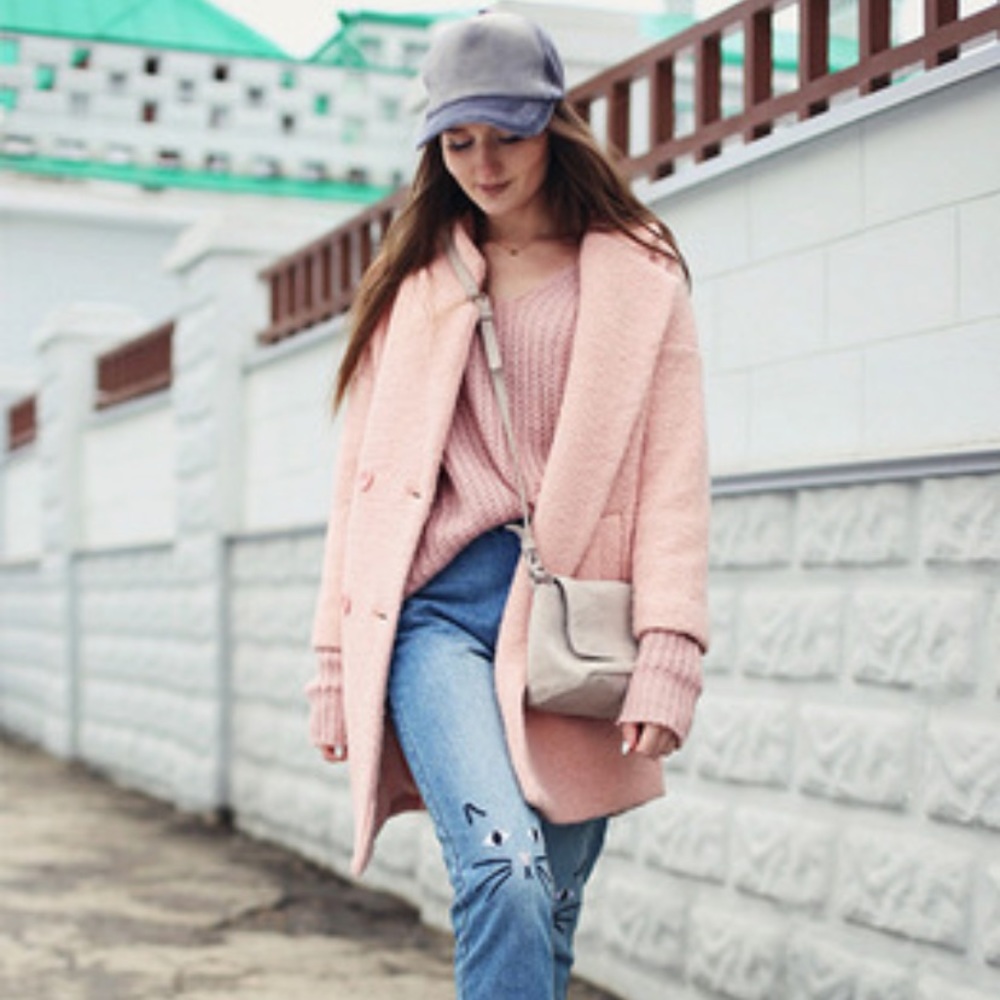 V-neck Knit Ribbed Sweater - Picture 6 of 6